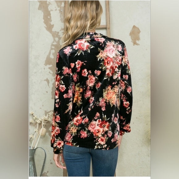 Velvet Button Up with Floral Pattern - Picture 2 of 4